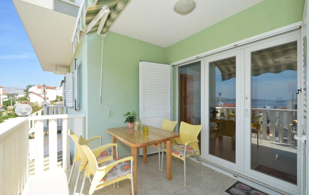 Apartments Santo Trogir - Okrug Gornji Exterior photo