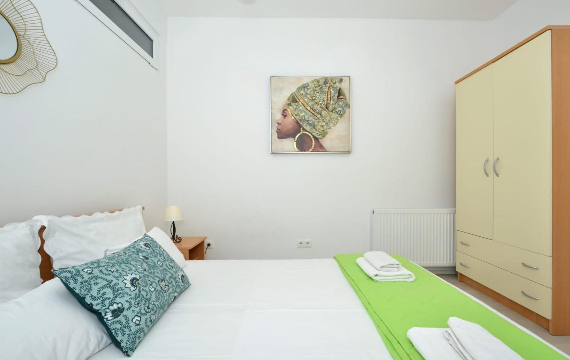Apartments Santo Trogir - Okrug Gornji Exterior photo