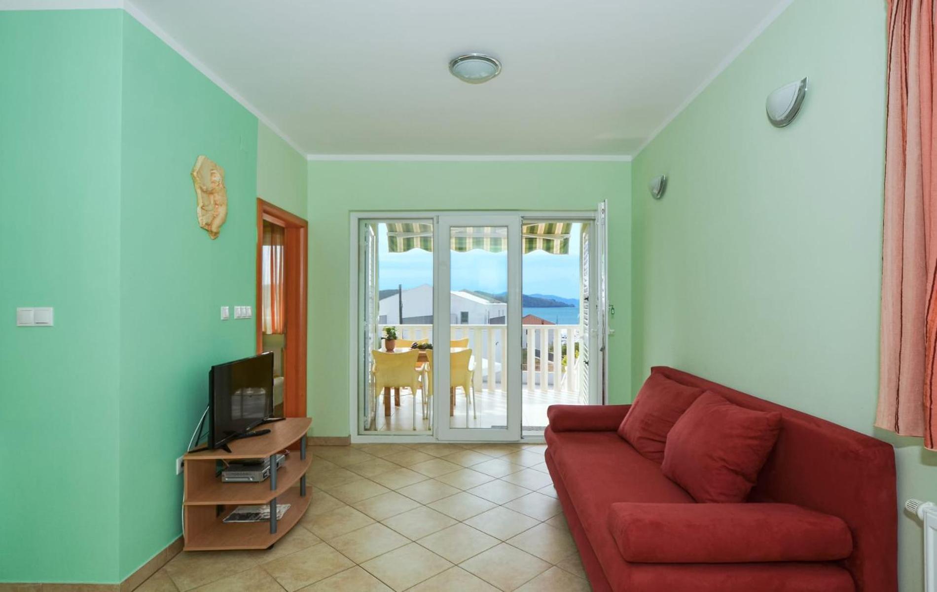 Apartments Santo Trogir - Okrug Gornji Exterior photo